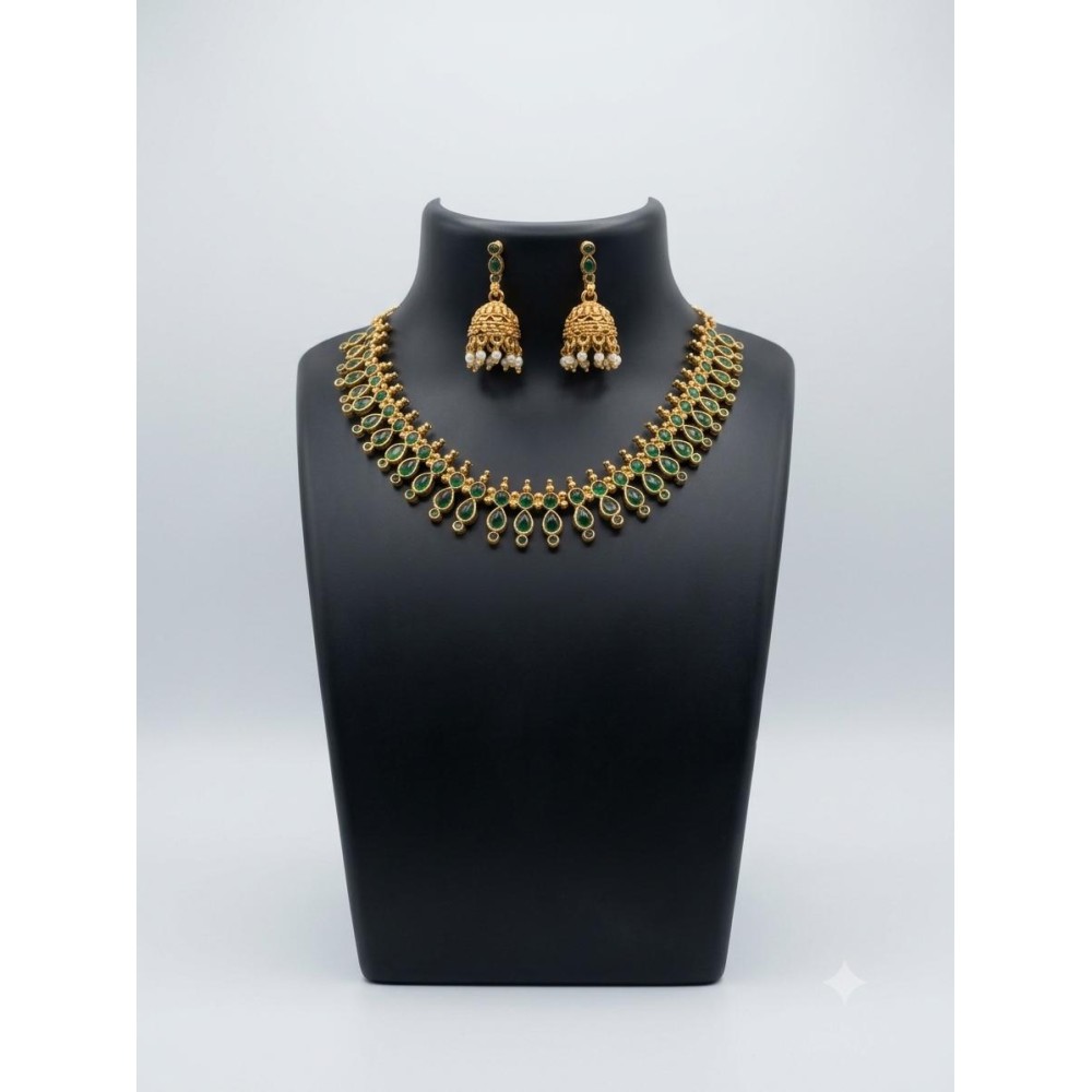 Traditional Nakapadam Necklace-green