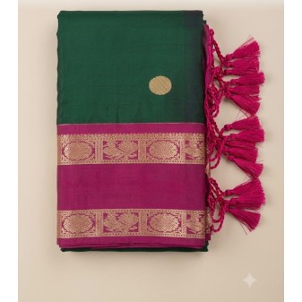 Kanchipuram Traditional Saree – Elegant South Indian Silk Saree