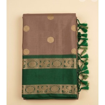 Kanchipuram Traditional Saree – Elegant South Indian Silk Saree